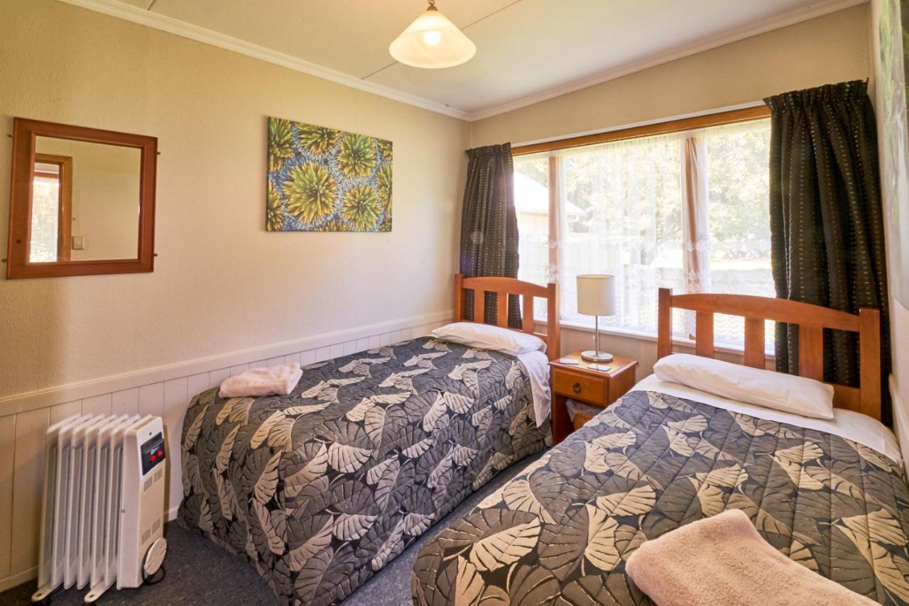 Fiordland The Bach - One Bedroom At 226b Milford Road Te Anau